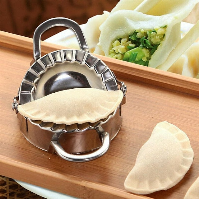 2PCS Stainless Steel Dumpling Maker Mold, Wraper Dough Cutter Pie Ravioli Empanadas Press Mold Kitchen Accessories Pastry Tools